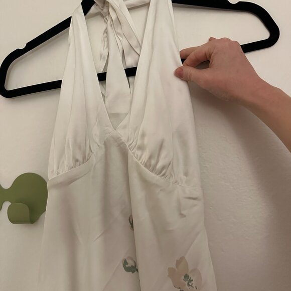 *NWT, Never Worn* Abercrombie Halter Neck White Floral Midi Dress - Picture 3 of 4